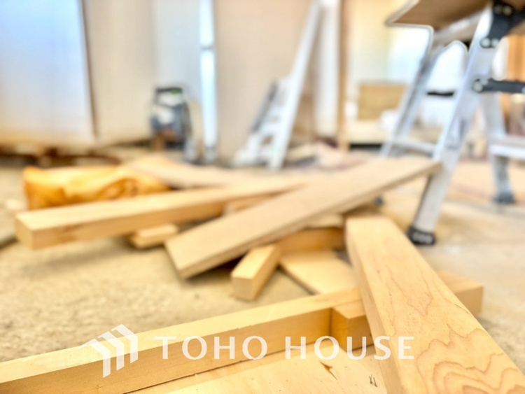 内装 現在改装中◆属毛離裏◆子は父を手本とし、母に愛育されて成長する。家族の深い繋がり。いつまでも大切にしたい。