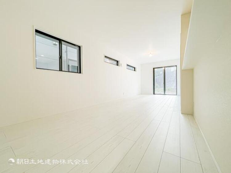 居間 【リビング】大切なご家族が集まるからＬＤＫはこだわりたいです！オシャレなリビングでゆったりとした