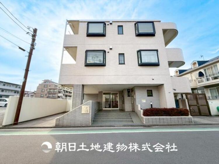 外観 【外観写真】将来にわたって資産価値が継続する「上質」な佇まいを目指しました。おしゃれな雰囲気や自然の潤い、親しみやすさといった特徴を、街に新たな価値をもたらし続けてくれます。