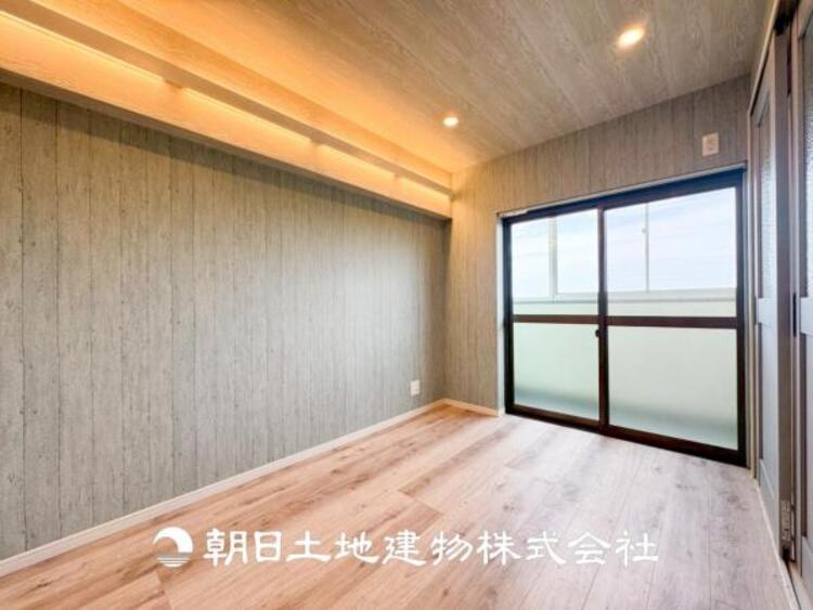 居間 【リビング】大切なご家族、招いた友人と過ごすひと時を溢れる光が優しく包み込む空間。大切な人とともに、心穏やかに過ごすひととき。家族との時間、自分の時間を大切にできる空間を作りました。