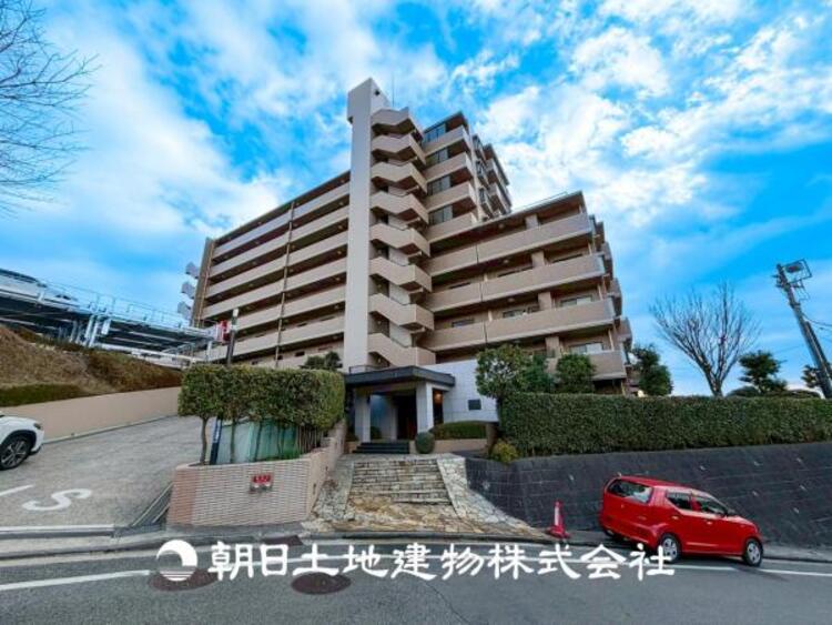 外観 【外観写真】表現された空間はたくさんの光を浴び、風を感じ、暮らしの時間を豊かにしてくれます。