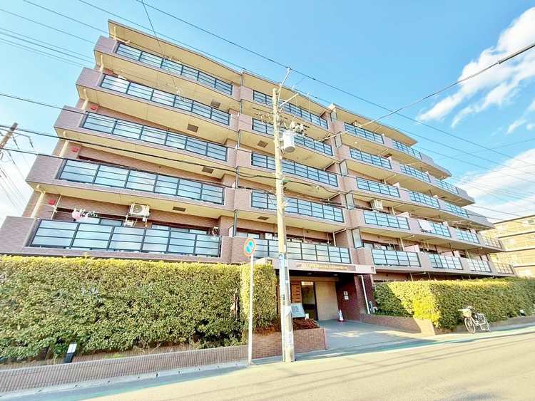 外観 現地に足をお運びいただいた際には、周辺散策などをお勧めいたします。