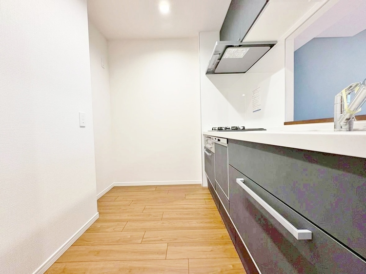 キッチン 洗練されたスタイリッシュなデザイン性と使いやすさを備えた仕様。