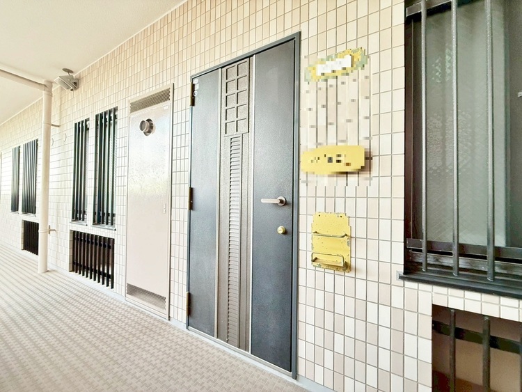 玄関 玄関を開ければ、そこは安らぎのご自宅。