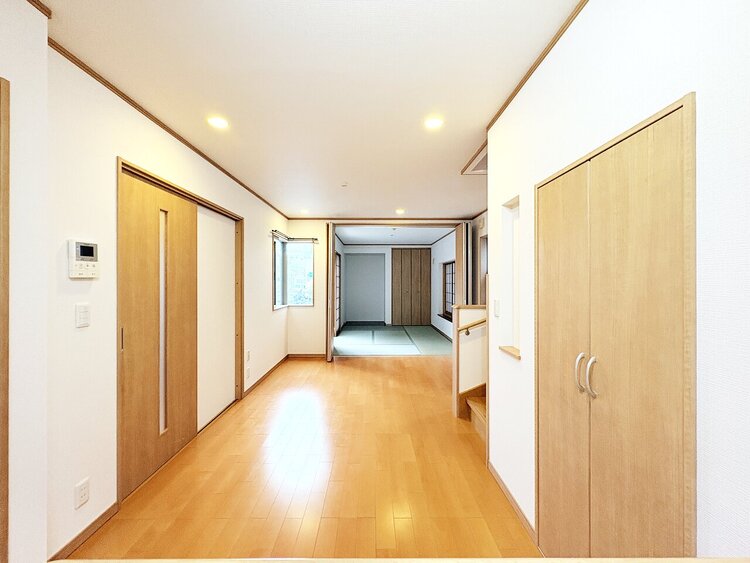 居間 豊かな居住性と、安心感を満たすクオリティが見事に調和した住空間。