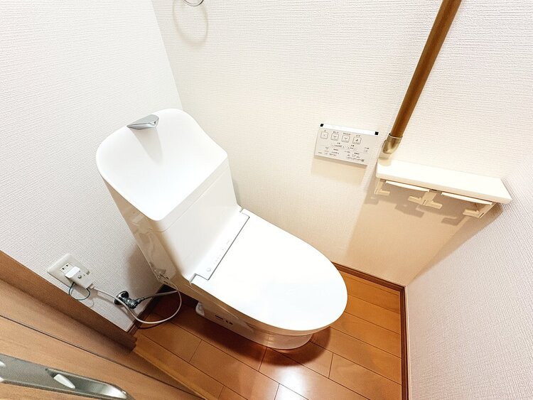 トイレ 暮らしの中のさりげないひとときの快適さにも、こだわりを、持って設備を配しております。