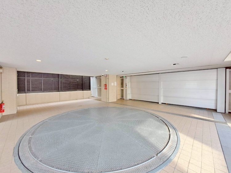 その他 駐車スペースが嬉しいですね。※空き状況は都度ご確認下さい。