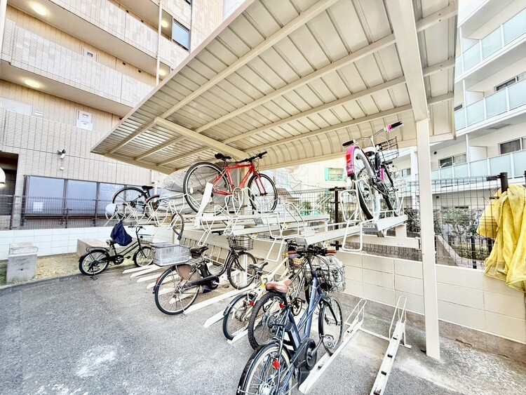 その他 駐輪場も綺麗に整頓されています。※空き状況は都度ご確認下さい。