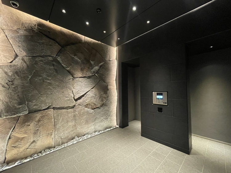 その他 館内は静寂な中が保たれており、管理が行き届いている印象を受けました。