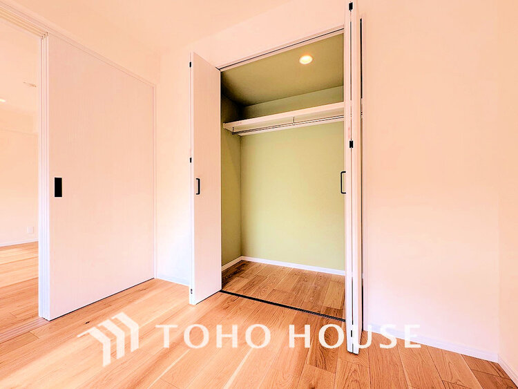 収納 居室　収納