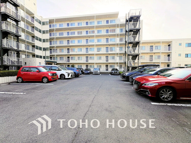 駐車場 駐車場（料金・空き状況はご確認ください）