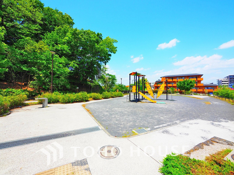 周辺 十日市場だんご山公園　距離450ｍ