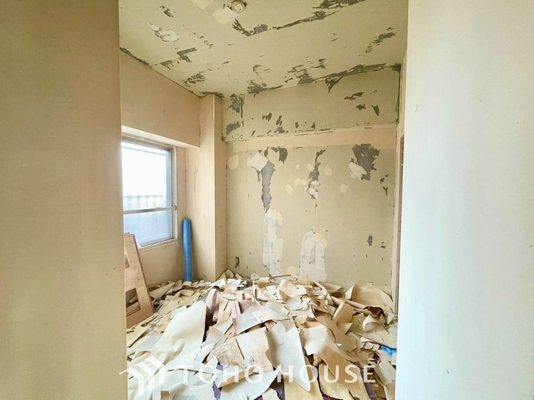 内装 【改装中】感性を育むプライベートルームはシンプルでスマートな空間。好みの空間で読書をしたり、音楽を聞いたりと一人の時間も充実したものにできます。