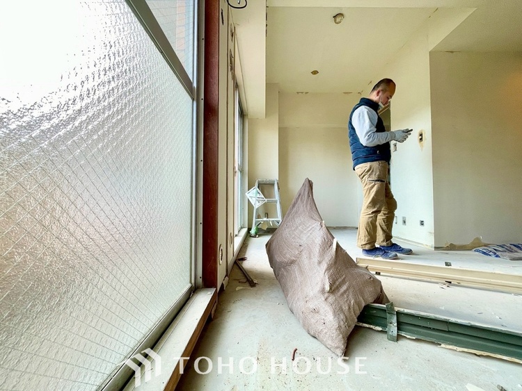 内装 【改装中】時間をかけて作り上げるそんな空間を君と共有したい。僕たちの空間は唯一無二の物だから。