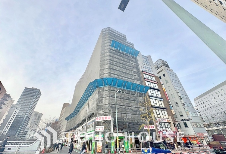 外観 落ち着いた街並みに調和する、管理の行き届いたレジデンス外観です。