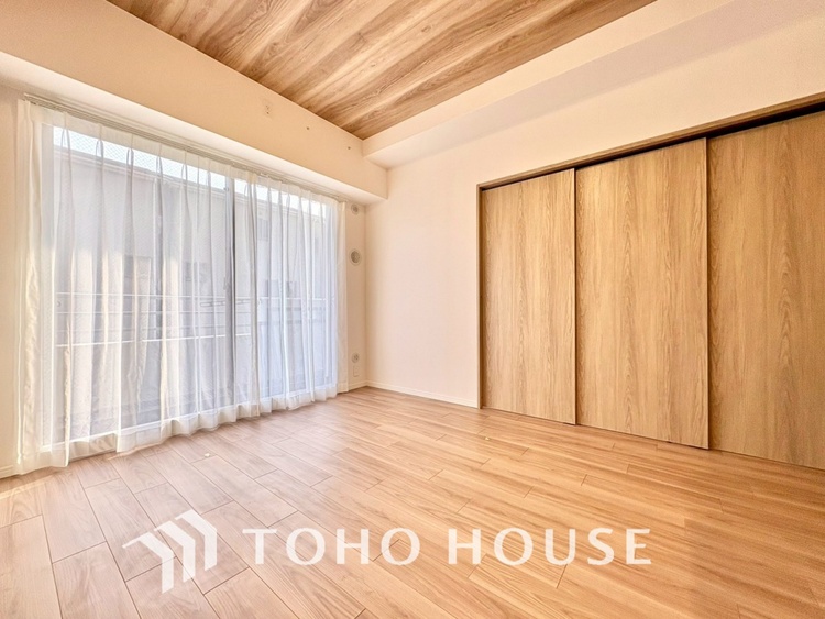 内装 【LIVING】◆扉を◆開くとこの景色。家族の”おかえり”の声が聞こえてきそう。