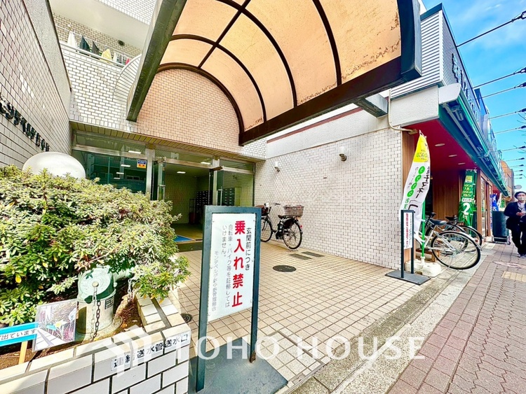 外観 【APPEARANCE】◆陽光◆が差し込む。この開放的な空間に家族の笑顔が集う。家族が一緒に過ごす空間は明るく、そして居心地よく。