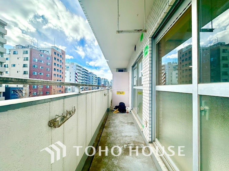 バルコニー 【BALCONY】◆Open new door◆扉の向こうには青空が広がっている。