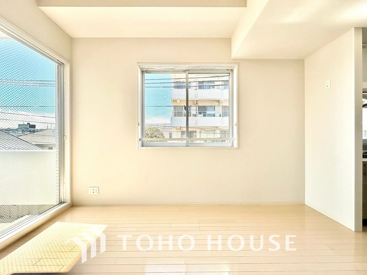 内装 現在改装中◆快適◆な暮らしに不可欠な収納スペース。快適さとともに思い出も詰まっていく。