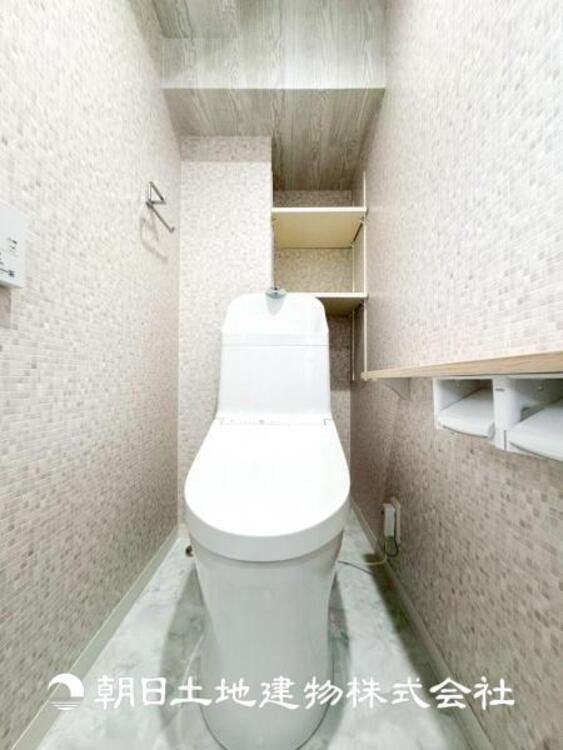 トイレ 【トイレ】大切な1人時間。寛ぎだけではない、快適な生活を送る為に必要なもの。毎日使う場所だから、より快適な空間に仕上げられています。