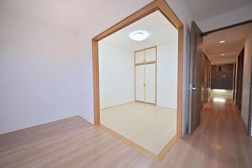 オーヴィジョン紫原IIの物件画像