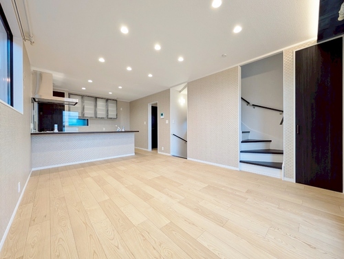 八潮市大字大瀬の物件画像