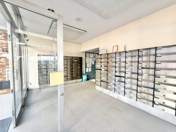 その他 館内は静寂な中が保たれており、管理が行き届いている印象を受けました。