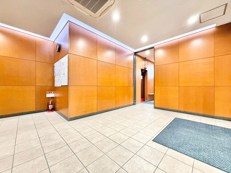 その他 館内は静寂な中が保たれており、管理が行き届いている印象を受けました。