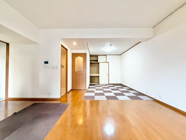 その他 シンプルな内装と偏り過ぎないデザインで統一しました。