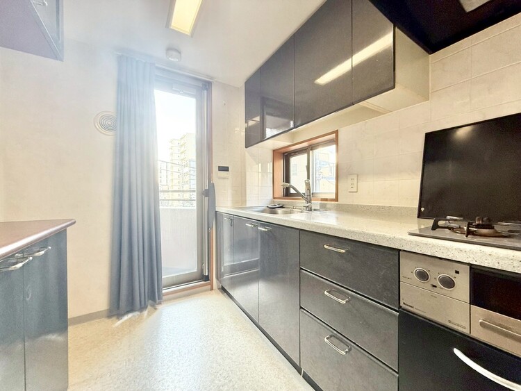 その他 使いやすくスタイリッシュなキッチン空間になっております。