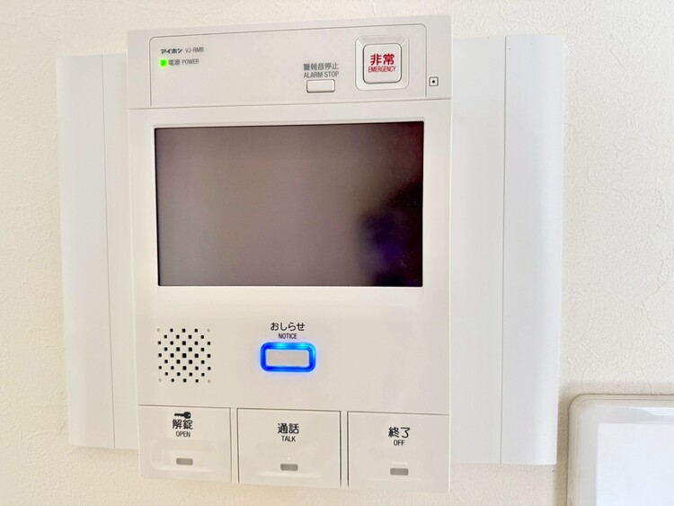 その他 誰が来てもわかる様にモニター付きインターホンを設置。