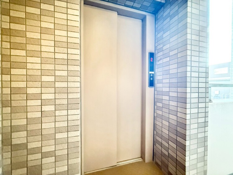 その他 エレベーター完備のため荷物が多くなっても安心。