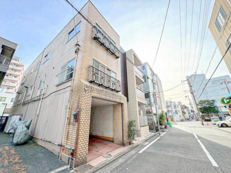 外観 月日が経つ事で「近くにあるもの」から「家の財産」となります。生活の本拠地となり新しい生活の始まり！！家族の笑顔溢れるお家は帰るのが楽しみになりそうですね。そんな未来を描く生活はこの物件から始まります！ 