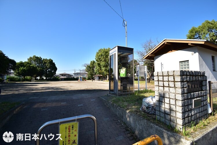 周辺 紫原南公園【紫原南公園】鹿児島市紫原3丁目にある公園です広場、遊具、トイレ、公衆電話、東屋あり 徒歩 約3分（約170m）