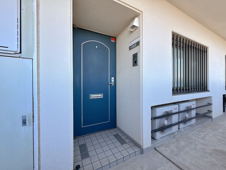 玄関 玄関を開ければ、そこは安らぎのご自宅。