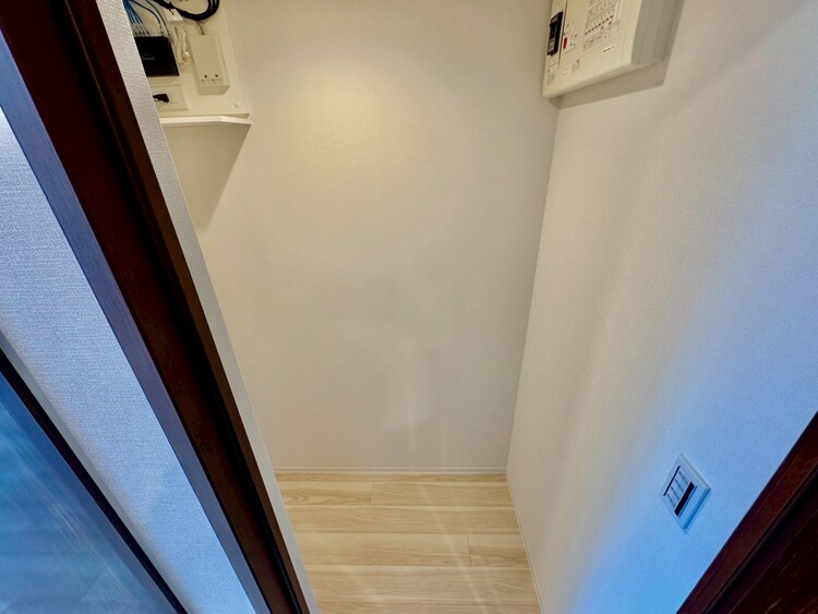 その他 収納スペースが付いていて、お部屋を広く使っていただけます。