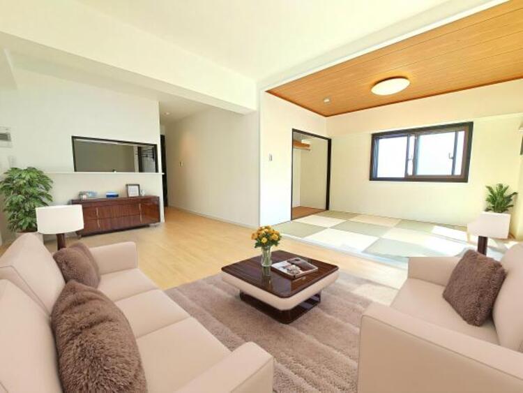 居間 リビング（配置してある家具はCGによるイメージです）LDK14.8帖　ご家族みなさんで寛げる空間をぜひ現地で体感してみてください。