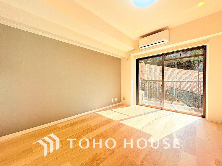 内装 家族みんなが爽やかに過ごせるように、光をたっぷり取り込んだLDK