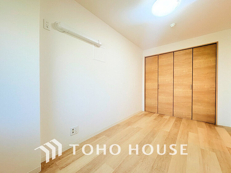 内装 1日の疲れを癒し、心地よく寛げるようゆったりとした広さをしています