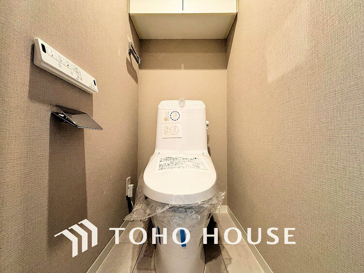トイレ トイレには快適な温水洗浄便座付