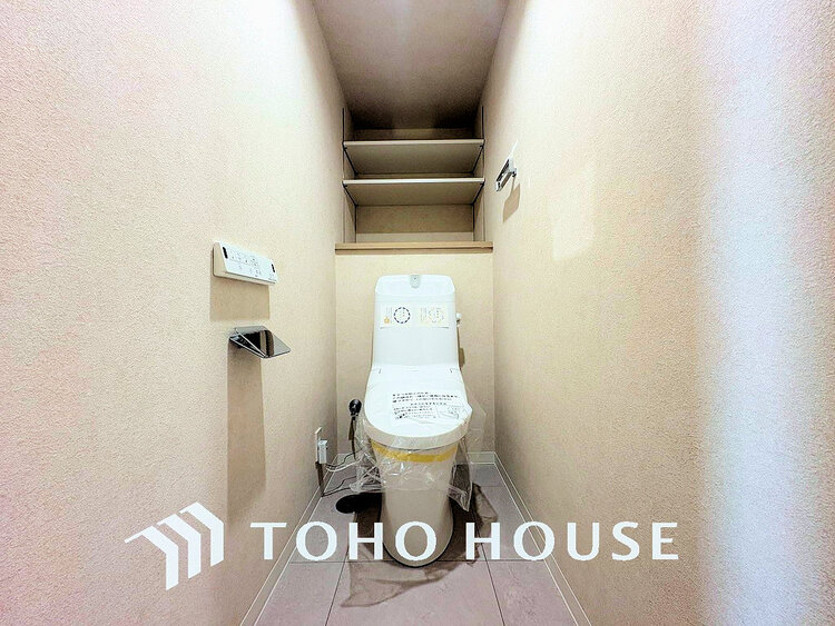 トイレ トイレには快適な温水洗浄便座付