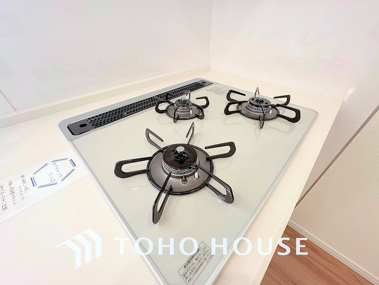 その他 3口ガスコンロでお料理のスピードもUP。効率よくお料理できますね