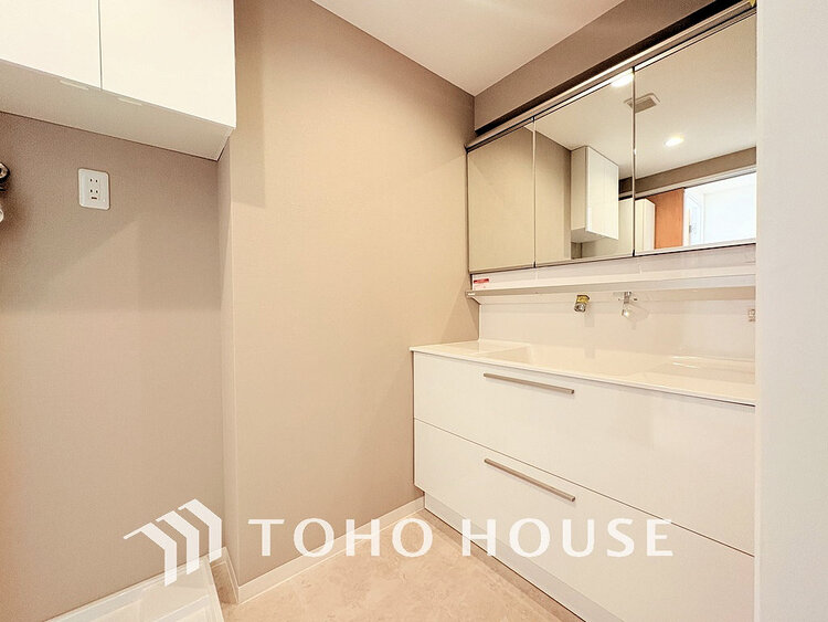 洗面 清潔感のある脱衣場