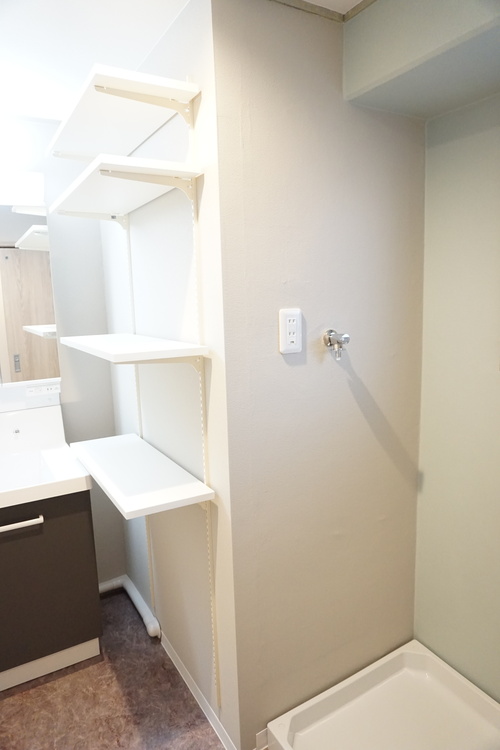 洗面 洗濯パンも交換済でスッキリした空間