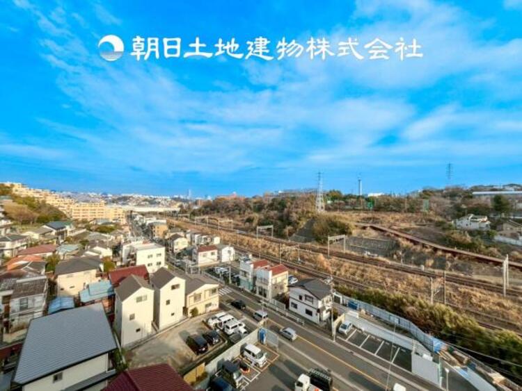 その他 【眺望】気持ちよい開放感があり、遮るものもなく気持ちのいい景色が広がります。