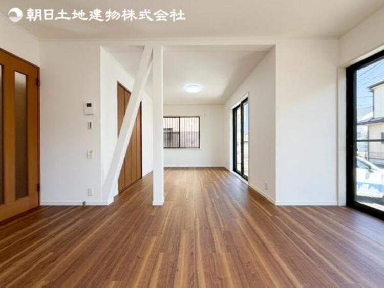 居間 すぐのご見学や資料請求など、お気軽にお問い合わせください