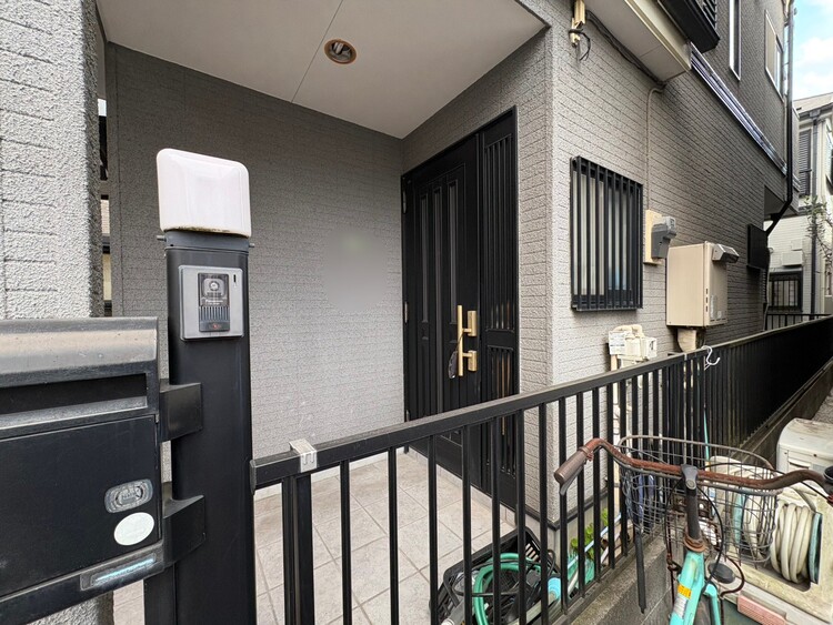 玄関 玄関を開ければ、そこは安らぎのご自宅。