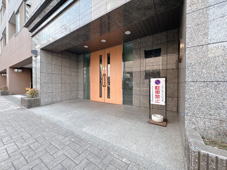 エントランス 外と内をつなぐエントランスは、まさに顔となる場所。