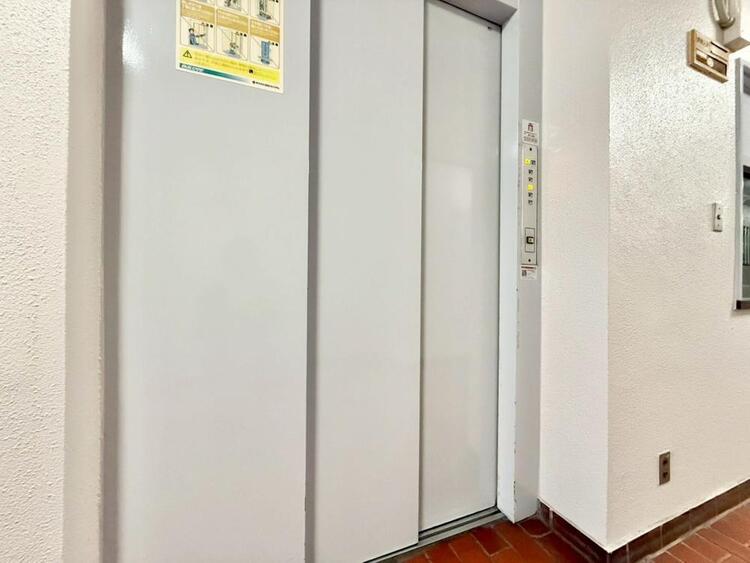 その他 エレベーター完備のため荷物が多くなっても安心。