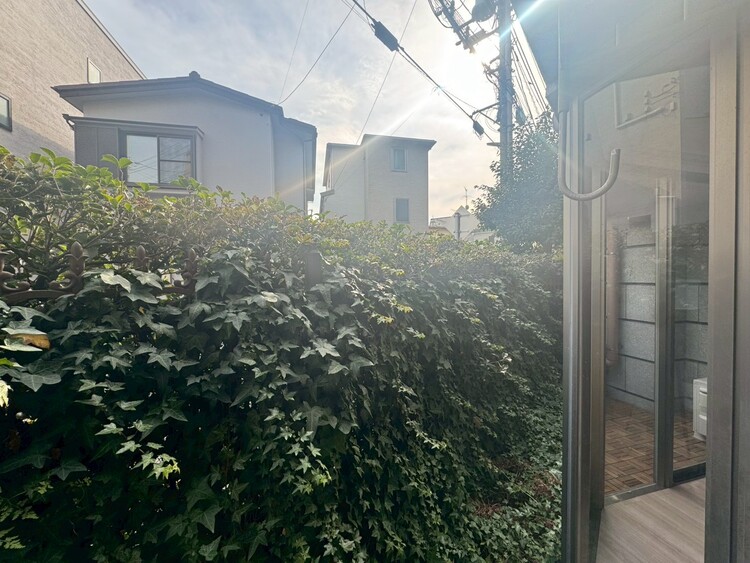 その他 眺望や窓からの景色が良いと、家で過ごす時間も快適です。